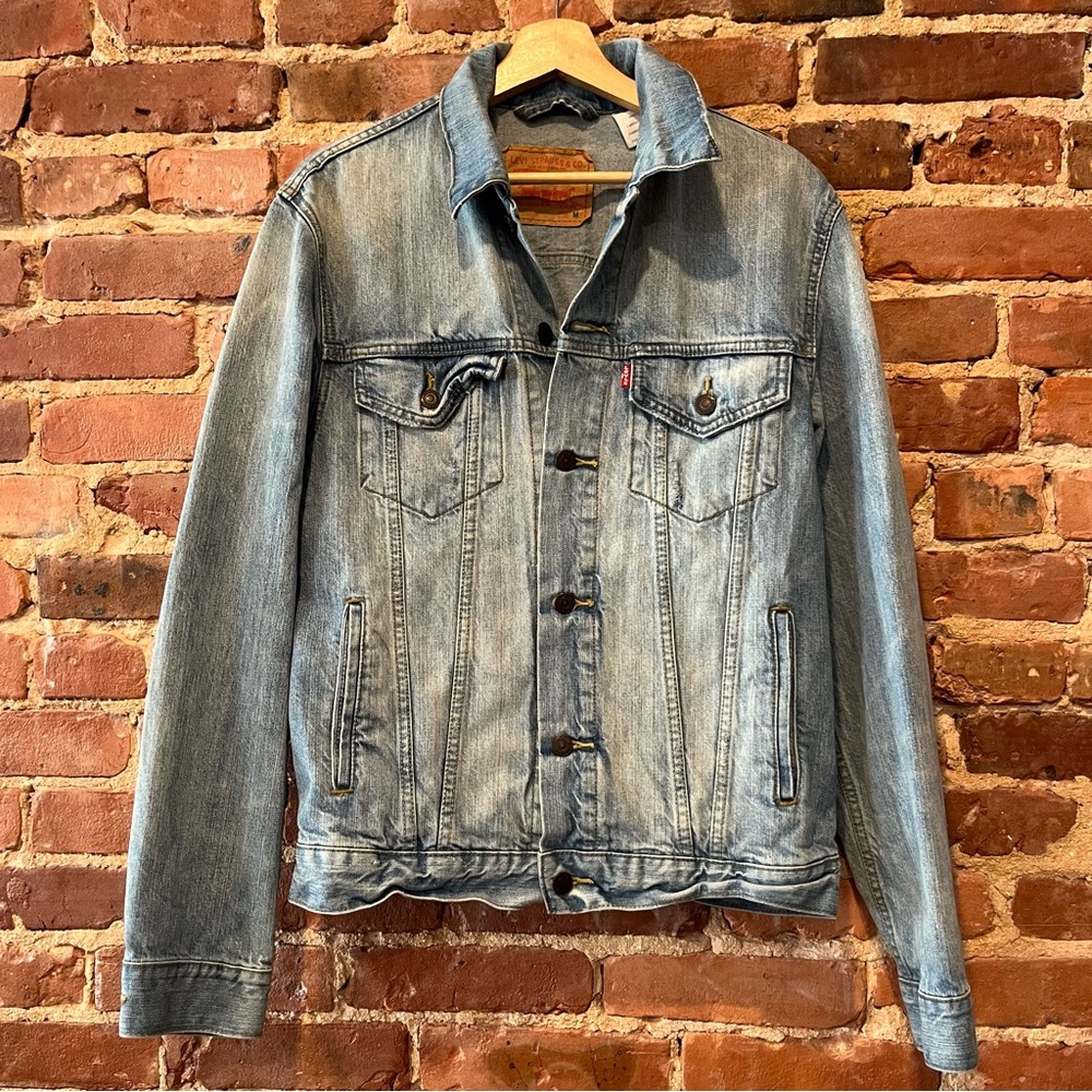 Levi’s Denim Trucker Jacket Size Medium Men’s